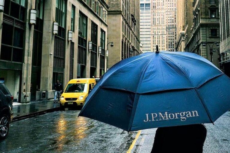 Bitcoin Is a Sideshow & a Poor Hedge, but It’s Mainstream – JPMorgan
